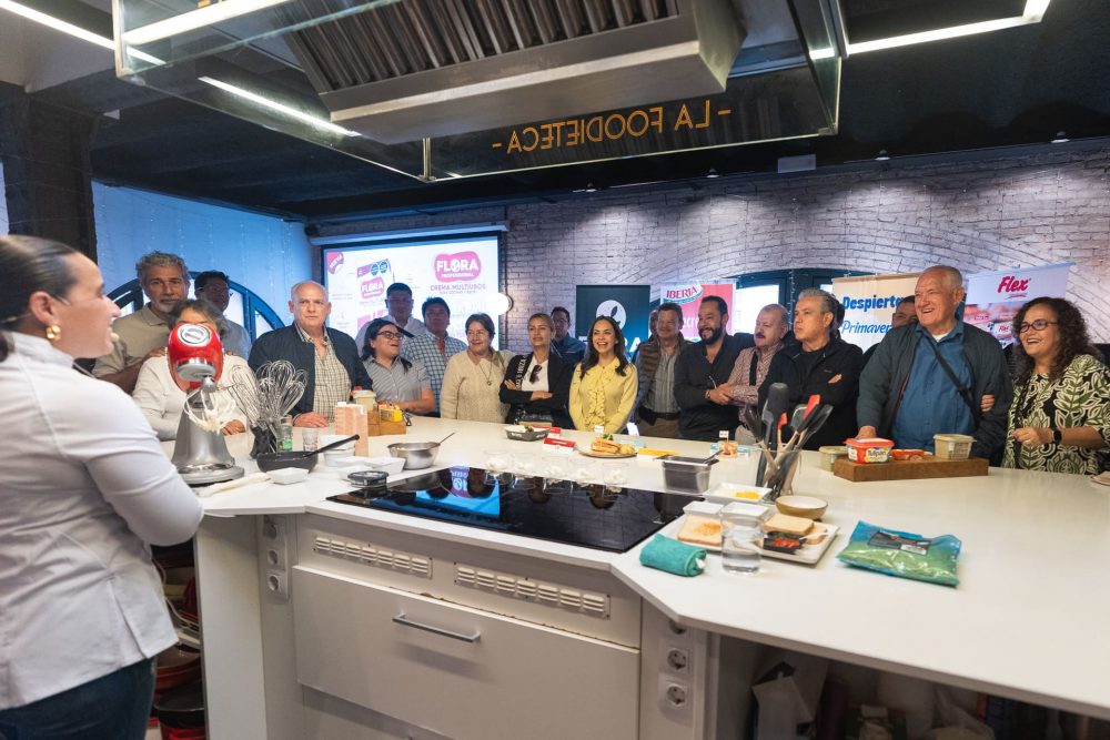 Presentación de producto de alimentacion en La Foodieteca Barcelona con Flora