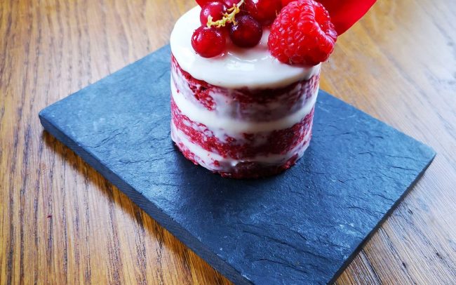 Taller de reposteria para grupos tarta red velvet